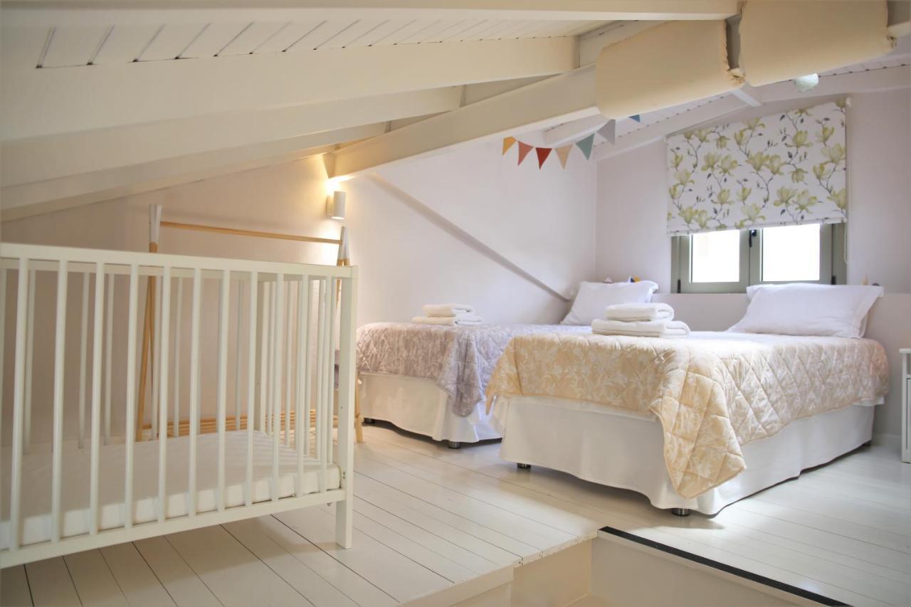 For4 Seasons Home 2 - By Avelink Spata  Luaran gambar