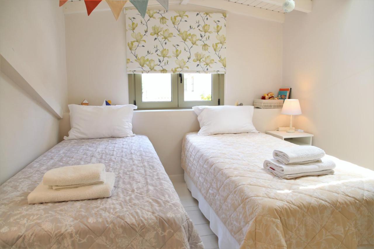 For4 Seasons Home 2 - By Avelink Spata  Luaran gambar